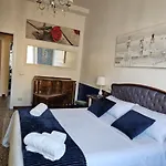 12 V Itali Gasthof 3*