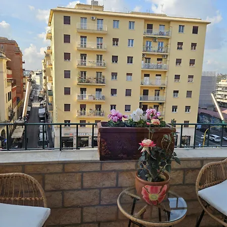 بيت ضيافة 12 V Itali روما