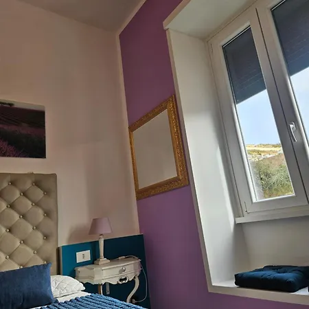 بيت ضيافة 12 V Itali 3*