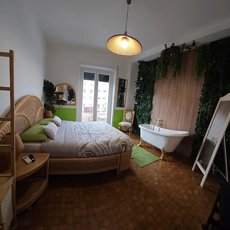 12 V Itali Gasthof 3*